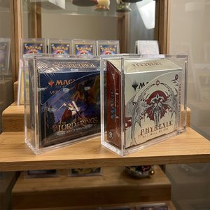 Boîte de protection et de présentation en acrylique poli de luxe de 6 mm d'épaisseur pour cartes Magic Collector Booster, avec fonction magnétique supérieure, vente en gros - Product Image 3