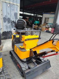 Venta al por mayor Cheapanddurable 1.8ton Mini Excavadoras para granja Huertos Pequeña excavadora sobre orugas con bomba de motor CoreComponentson Venta - Product Image 5