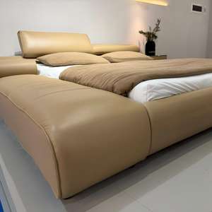 Cama Ergonómica de Cuero de Lujo con Acolchado Suave y Reposacabezas Ajustable para Recámara Principal - Product Image 3