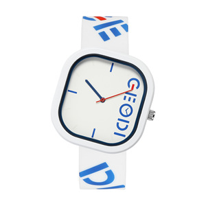 Orologio Sportivo con Design Irregolare Rettangolare, Quadrante in Vetro Argento, Cinturino in Silicone, Movimento al Quarzo, Resistente all'Acqua 3BAR - Product Image 5