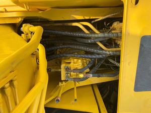 รถขุดมือสอง Komatsu PC220 ขนาด 22 ตัน พร้อมเครื่องยนต์ดีเซลและมอเตอร์ ราคาดี นำเข้าจากญี่ปุ่น พร้อมรายงานประกอบ - Product Image 6