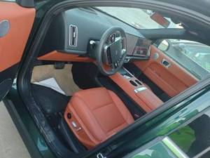 Li Auto L6 Pro 2025 Hybride Turbo, SUV Familial, Conduite à Gauche, Jantes R20, Toit Panoramique, Modèle Économique, Spacieux 5 Places, Double Moteur, Transmission Intégrale, <span class=keywords><strong>Occasion</strong></span> - Product Image 5