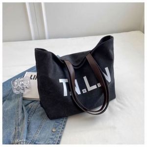 <b>Canvas</b> Lined Handbag Summer Women's <b>Canvas</b> Bag Customized Closure Handbag Travel Multifunctional Shoulder Bag Fashionable - Product Image 3