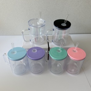 Bicchieri in Plastica a Doppia Parete da 15oz/17oz con Manico, Pre-Forati, Trasparenti, con Coperchi Colorati - Vendita all'Ingrosso - Product Image 2