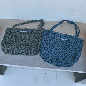 Canvas Shoulder Bag Letter <b>Print</b> <b>Large</b> Capacity Open Top Fashion Shopping OEM - Product Image 3