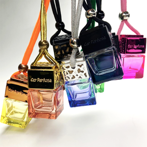 ขวดแก้วทรงสี่เหลี่ยมขนาด 8 มล. สำหรับน้ำหอมปรับอากาศในรถยนต์แบบแขวน ขวดเปล่าสำหรับใส่น้ำหอมปรับอากาศในรถยนต์ - Product Image 1