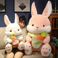 Vente en Gros Joli Lapin à Fourrure Tenant des Carottes Jouets en Peluche Lapin Jouets en Peluche Machine à Grosse Griffe