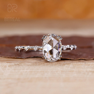 Bague de fiançailles personnalisée en diamant de laboratoire CVD VVS, certifiée IGI, diamant ovale de laboratoire, argent 925, pierres latérales, bijoux pour femmes - Product Image 1