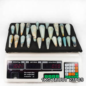 Der Neue Natürliche Amazonit Handgeschnitzter Kristallstab für Meditation Chakra-Ausgleich <span class=keywords><strong>Aura</strong></span>-Reinigung Heilende Energie - Product Image 4