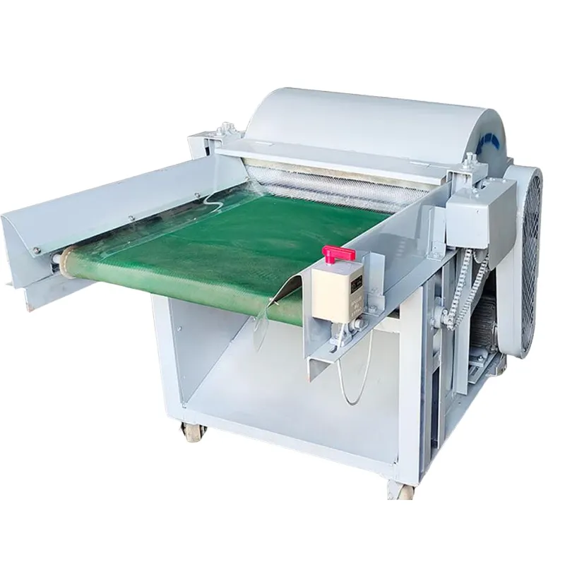 Déchiqueteur de tissus Machine à casser le coton par pulvérisation de chanvre Machine à barattage en fibre de carbone pour vieux draps de lit