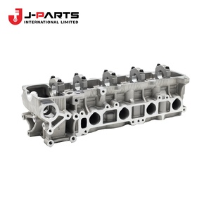 Culasse complète pour Toyota HIACE RZH113 1989-2004 - Product Image 1
