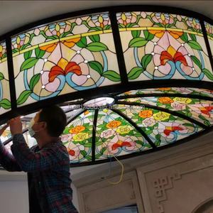 Dôme intérieur en verre Tiffany de style européen personnalisé en usine avec cadre en fer pour l'éclairage des maisons, hôtels, bâtiments et restaurants - Product Image 4