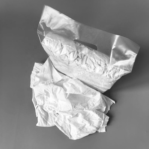 Trapos de Limpieza Industriales Blancos Tipo Camiseta, 100% Algodón, Absorbentes de Aceite, para Uso Marino y Limpieza - Product Image 1