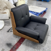 Fauteuil en cuir moderne avec pieds en bois massif et en métal, fauteuil de détente confortable pour salon et chambre à coucher