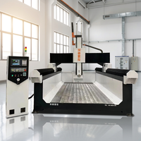 Machine de fraisage CNC à 3 axes Rongchi 1325 pour la fabrication de meubles, portes d'armoires, panneaux MDF, gravure, découpe, équipement de travail du bois