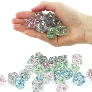 Bán Sỉ Bộ 7 Con Xúc Xắc Đa Diện Trong Suốt Dnd Rgp Màu Xanh Lam Lấp Lánh Màu Xanh Lá Cây Màu Hồng Hoặc Tùy Chỉnh Nhiều Màu Cho Trò Chơi Casino Trên Bàn - Product Image 1