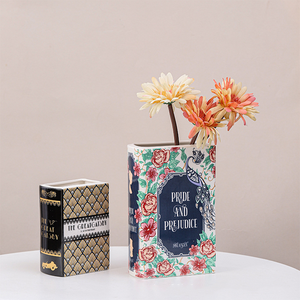 Vases en forme de livre mignons et luxueux de style nordique, décoration personnalisée pour le bureau, le salon, <span class=keywords><strong>la</strong></span> maison, vase en céramique en forme de livre pour fleurs - Product Image 2