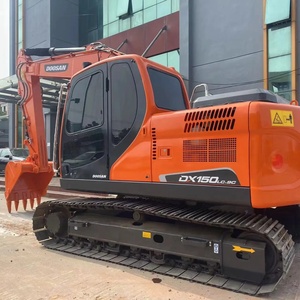 Excavatrice d'occasion Doosan DX150LC-9C 15 tonnes, engin de construction de taille moyenne avec composants essentiels (moteur, engrenages, PLC) à vendre - Product Image 1