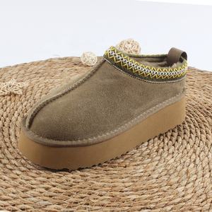 Bottes d'hiver unisexes de haute qualité <span class=keywords><strong>en</strong></span> gros, antidérapantes, thermiques, design de luxe, pantoufles chaudes de marque - Product Image 4