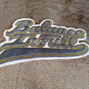 Tapis de touffetage fait à la main, baskets de sol, tapis minimaliste, petit tapis de porte, impression personnalisée, fabrication - Product Image 6