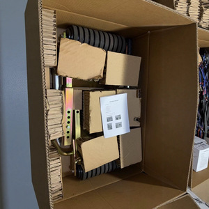 駐車場向け産業用OEM四輪スチール/アルミ工場カスタムトロリーハンドリングカート - Product Image 4