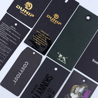 Sacs à vêtements en papier couché personnalisés de luxe à logo imprimé, étiquettes volantes blanches 300-800 g/m², différentes tailles, marque Runers, MOQ 100 pièces, OEM/ODM