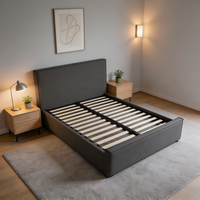 Cadre de lit rembourré gris moderne avec rangement, design de lit moelleux, tête de lit en bois, options taille Queen et King, mobilier de chambre minimaliste