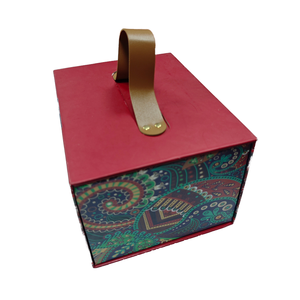 بيع بالجملة صناديق هدايا مخصصة على الطراز الصيني منقوشة كتاب ورق مقوى مزخرف من الشركة المصنعة في الصين - Product Image 2