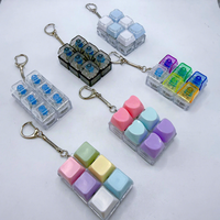 Porte-clés clavier mécanique 6 touches lumineux style dessin animé, jouet anti-stress en PC transparent, cadeau d'entreprise pour bureau/fête