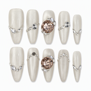 Faux ongles à presser blancs pailletés avec strass et perles, forme amande, prêts à poser, kit professionnel - Product Image 3