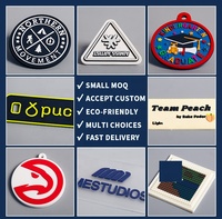 Étiquette en caoutchouc PVC souple 3D avec logo de marque personnalisé, étiquettes en silicone pour vêtements, à coudre sur les vêtements, pour jeans, sacs