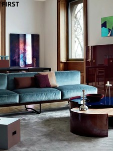 <span class=keywords><strong>Canapé</strong></span> en cuir et acier inoxydable de style mid-century <span class=keywords><strong>Le</strong></span> <span class=keywords><strong>Corbusier</strong></span> LC5 Bauhaus pour salon et bureau - Product Image 1