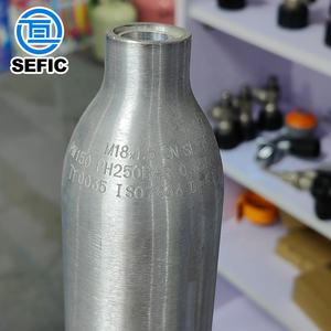 TPED 0.6L Bouteille de <span class=keywords><strong>gaz</strong></span> Soda CO2 rechargeable pour machine à eau <span class=keywords><strong>Sodastream</strong></span> Cylindres Co2 - Product Image 3