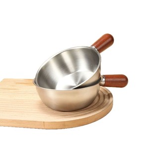Mini olla de acero inoxidable de 1.5L con mango de madera para sopa de fideos instantáneos, uso individual. - Product Image 5