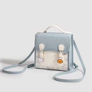 Sac à main de luxe léger pour téléphone portable, nouveau style Ins polyvalent, petit sac carré, sac à dos d'été pour l'université et les trajets quotidiens, doublure en polyester - Product Image 1