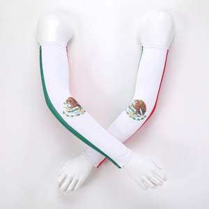 Mangas de compresión UV personalizadas de fábrica con estampado completo de bandera nacional para ciclismo, running y deportes, unisex, para todas las estaciones - Product Image 6