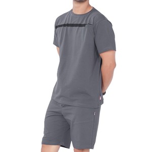 Ensembles de shorts et t-shirts OEM pour hommes, vêtements décontractés respirants, ensemble deux pièces avec t-shirt à col rond et shorts pour l'été, la gym et les activités de plein air - Product Image 2
