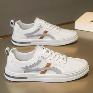 Nuove scarpe sportive per studenti da uomo, Casual e alla moda, con proprietà antiscivolo. Le scarpe sono dotate di un Versatile. - Product Image 5