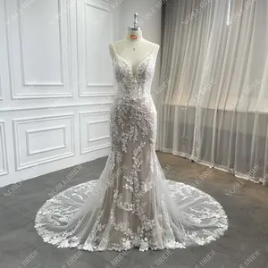Женское свадебное платье с вышивкой