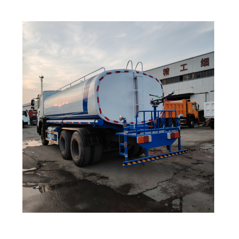 Cheap Price Second Hand Used 20000l Liters Watering Cart Howo 6x4 Stainless Steel Water Spray Truck in Good Condition