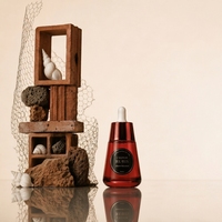 Botol Serum Kaca Kerucut Mewah 30ml untuk Kemasan Serum Perawatan Kulit dengan Lapisan Semprot dan Presentasi Merek yang Elegan