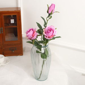 Rosa Artificial de Seda Estilo Europeo, Flor de Tres Cabezas, Decoración para Bodas, Adorno para el Hogar, Alta Simulación, Tallo Único - Product Image 1