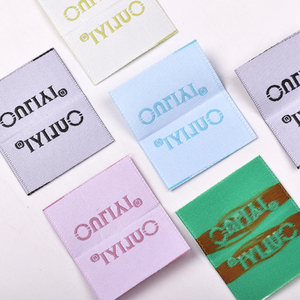 Prodotti digitali taglia prezzo etichetta indumento su misura il tuo Logo morbido tessuto <span class=keywords><strong>etichette</strong></span> con centro anello pieghevole - Product Image 1