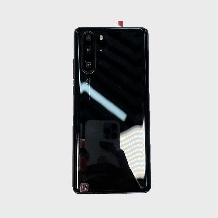 สีดำเที่ยงคืน