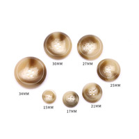 Kancing Plastik Resin Bulat 4 Lubang Model Fancy Grosir Pabrik MOQ Kecil Laris Manis Kancing Tanduk Kelapa Alami untuk Pakaian Mantel