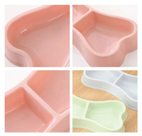 Bol peu profond en plastique vert, non toxique, personnalisé, recyclé, épais, économique, en forme d'os mignon, pour l'eau et la nourriture des chiens