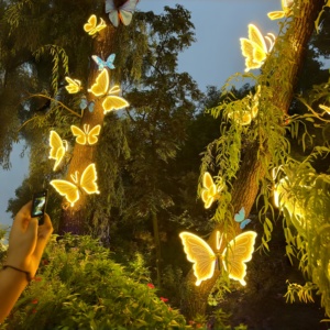 Decorazioni per Esterni Luci Nuziali a LED con Motivo a Farfalle in Movimento per Feste e Matrimoni - Product Image 2