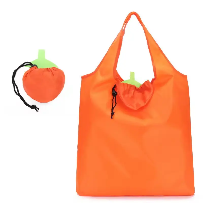 Usine en gros personnalisé dames mignon sacs à provisions réutilisable en nylon résistant à la déchirure sac à provisions portable écologique fraise