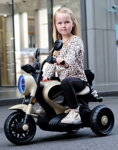 Xe máy điện điều khiển từ xa thiết kế mới bằng nhựa PVC, đồ chơi cho bé trai và bé gái từ 2-4 tuổi - Product Image 4