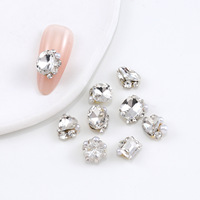 Faible MOQ, Haute Qualité, Super Brillant, Vrac, Blanc Transparent, Formes Mixtes, Breloques pour Nail Art, Mini Strass en Cristal Assortis pour Ongles